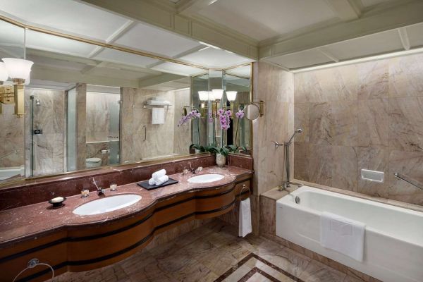 Shangri-La Hotel Bangkok
